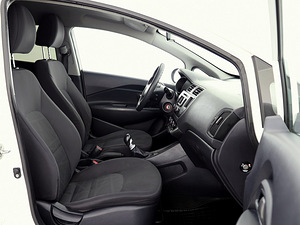 Kia Rio Comfort 1.1 CRDi 55kW (6 foto / 7)