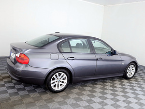 BMW 318 Business ATM 2.0 105kW (3 foto / 7)