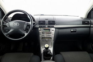 Toyota Avensis Linea Sol Facelift 2.2 D-4D 110kW (5 foto / 8)