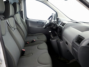 Citroen Jumpy Long Facelift 2.0 HDi 94kW (6 foto / 7)