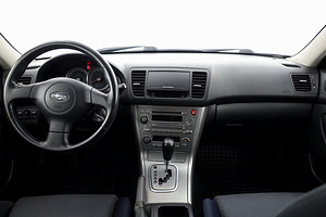 Subaru Legacy Comfort ATM 2.0 101kW (5 foto / 7)
