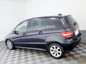 Mercedes-Benz B 180 Avantgarde ATM 2.0 CDI 80kW (4 foto / 7)