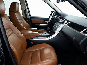 Land Rover Range Rover Sport HSE 2.7 TDV6 140kW (6 foto / 9)