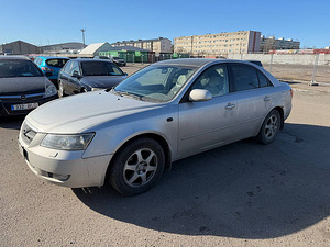 Hyundai Sonata Comfort ATM 2.4 119kW (2 foto / 7)