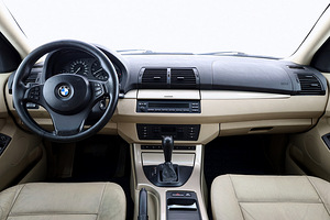 BMW X5 Executive Facelift ATM 3.0 D 160kW (5 foto / 7)