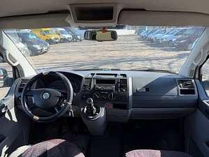 Volkswagen Transporter Comfortline 2.5 TDI 96kW (5 foto / 8)