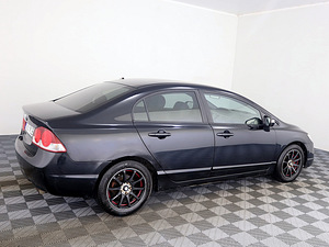 Honda Civic Elegance ATM 1.8 103kW (3 foto / 7)