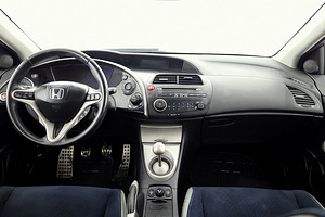 Honda Civic Elegance 1.8 103kW (5 foto / 7)