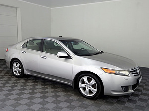 Honda Accord Elegance 2.0 115kW (1 foto / 8)