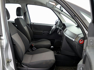 Opel Meriva Comfort ATM 1.6 74kW (6 foto / 7)