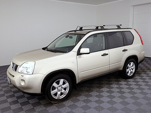 Nissan X-Trail Comfort 4x4 ATM 2.0 104kW (2 foto / 7)
