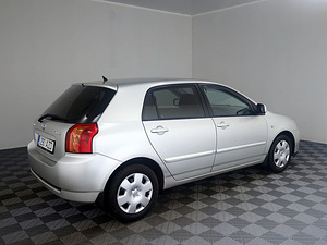 Toyota Corolla Linea Sol Facelift 1.4 71kW (3 foto / 9)