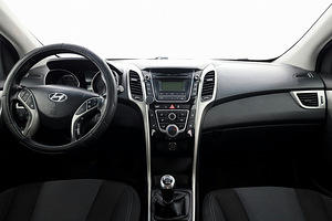 Hyundai i30 Elengace LPG 1.4 73kW (5 foto / 7)