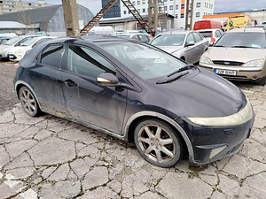 Honda Civic Elegance LPG 1.8 103kW (1 foto / 7)