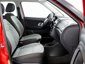 Skoda Fabia Comfortline 1.2 51kW (6 foto / 7)
