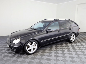 Mercedes-Benz C 320 Avantgarde Facelift ATM 3.0 CDI 165kW (2 foto / 7)