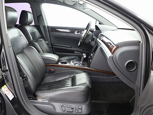 Volkswagen Phaeton Highline 3.0 TDI 165kW (6 foto / 8)