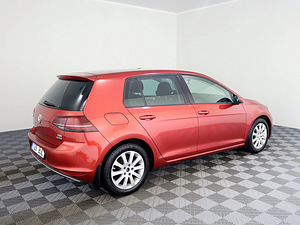 Volkswagen Golf Comfortline Facelift 1.2 63kW (3 foto / 8)