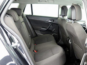 Opel Insignia Sports Tourer ATM 2.0 CDTi 96kW (7 foto / 7)