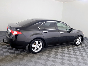 Honda Accord Elegance ATM 2.0 115kW (3 foto / 7)