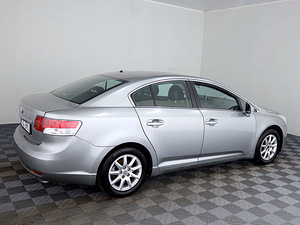 Toyota Avensis Linea Sol 1.8 108kW (3 foto / 8)