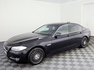 BMW 520 Executive ATM 2.0 D 135kW (2 foto / 7)