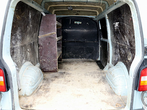 Volkswagen Transporter Kasten 1.9 TDI 75kW (8 foto / 8)