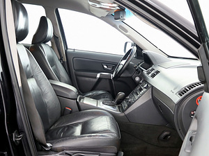Volvo XC90 Summum Facelift ATM 2.4 D5 136kW (6 foto / 8)