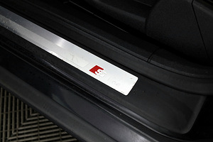 Audi A4 S-line 2.0 TDI 125kW (8 foto / 9)