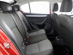 Skoda Octavia Comfortline LPG 1.2 63kW (7 foto / 8)