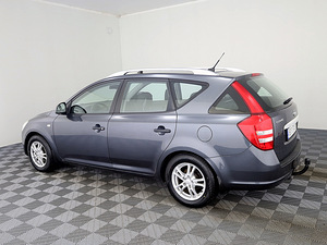Kia Ceed Elegance ATM 1.6 90kW (4 foto / 7)