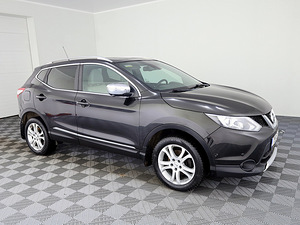Nissan Qashqai Tekna 1.2 85kW (1 foto / 8)