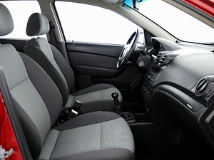 Chevrolet Aveo Facelift 1.2 62kW (6 foto / 7)