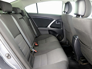 Toyota Avensis Linea Sol Facelift LPG ATM 1.8 108kW (7 foto / 9)