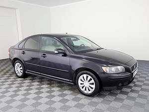Volvo S40 Summum 2.4 103kW (1 foto / 7)