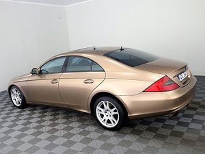 Mercedes-Benz CLS 320 Luxury ATM 3.0 CDI 165kW (4 foto / 7)