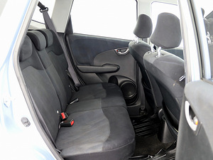 Honda Jazz Elegance 1.3 73kW (7 foto / 7)