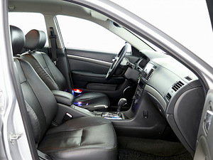 Chevrolet Epica Luxury ATM 2.0 VCDi 110kW (6 foto / 7)