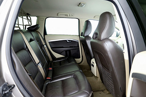 Volvo XC70 Summum ATM 2.4 D5 136kW (7 foto / 8)