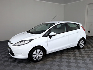 Ford Fiesta Elegance 1.2 44kW (2 foto / 7)