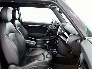 MINI Cooper D Facelift Luxury 1.6 D 82kW (6 foto / 9)