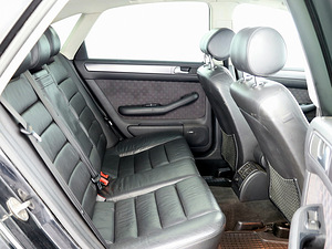 Audi A6 Sportline 1.9 TDI 96kW (7 foto / 8)