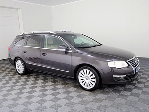 Volkswagen Passat Highline ATM 2.0 TDI 125kW (1 foto / 7)
