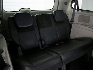 Chrysler Grand Voyager Limited ATM 2.8 CRD 120kW (8 foto / 9)