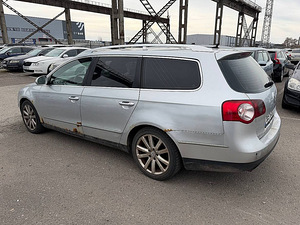 Volkswagen Passat Highline ATM 2.0 TDI 125kW (4 foto / 7)