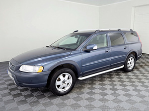 Volvo XC70 Summum Facelift AWD ATM 2.4 D5 136kW (2 foto / 7)