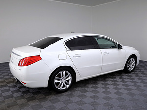 Peugeot 508 Elegance 1.6 115kW (3 foto / 8)
