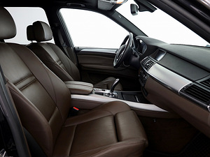 BMW X5 xDrive 35D Sportpakett 3.0 D 210kW (6 foto / 9)