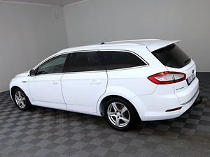 Ford Mondeo Titanium X Facelift ATM 2.0 TDCi 103kW (4 foto / 7)