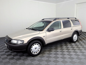 Volvo XC70 Summum AWD ATM 2.4 147kW (2 foto / 7)